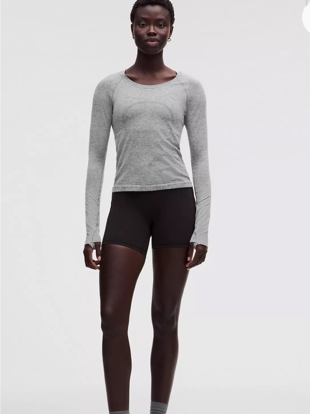 lululemon athletica Women's Heather Gray Long Sleeve Tee